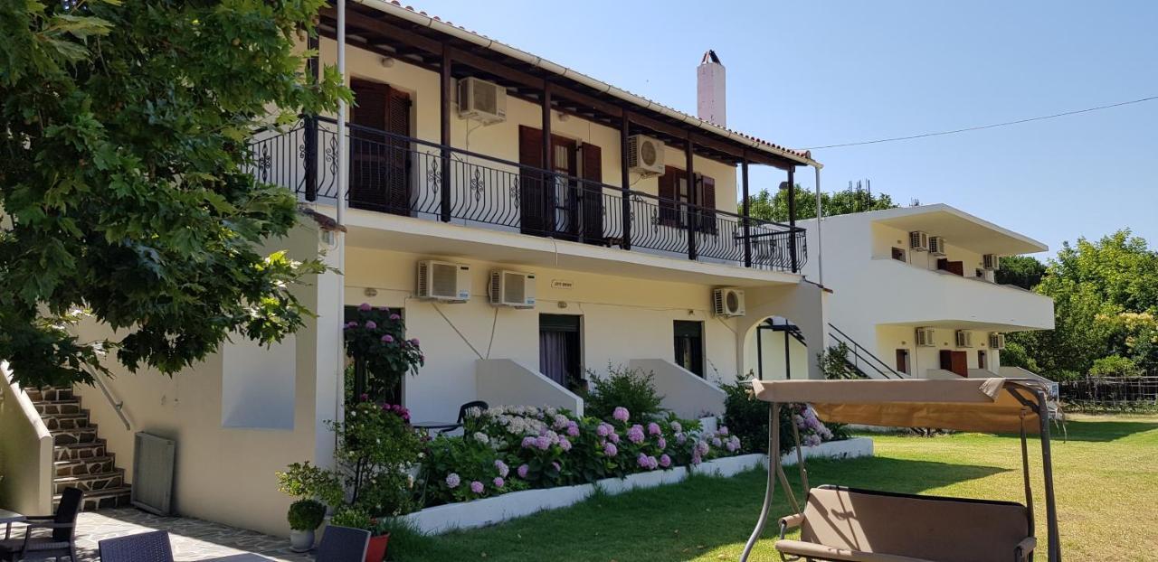 Dream House Apartamento Ayía Paraskeví Exterior foto